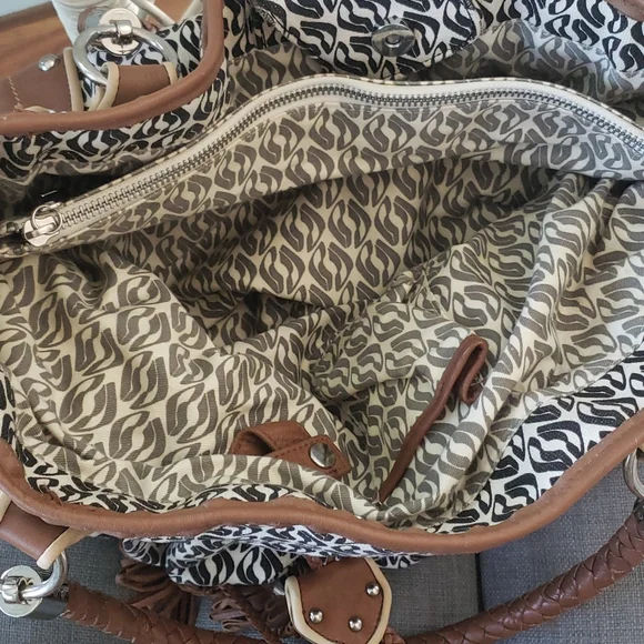 Steven by Steve Madden Large Bag - Picture 8 of 10